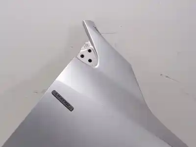 Pièce détachée automobile d'occasion aile avant droite pour renault megane iii fastback (bz0/1_, b3_) 1.2 tce (bz2b, bz11) références oem iam   