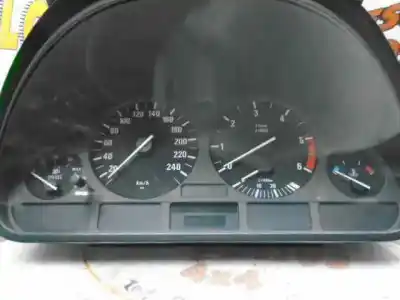 Pièce détachée automobile d'occasion Compteur De Kilomètres pour BMW SERIE 5 BERLINA (E39) 2.5 Turbodiesel CAT Références OEM IAM 62118372361  