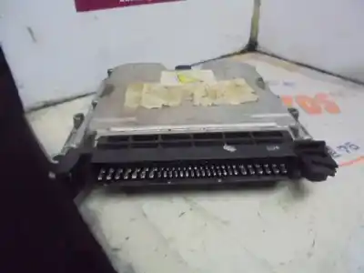 Peça sobressalente para automóvel em segunda mão CENTRALINA DE MOTOR UCE por PEUGEOT 406 BERLINA (S1/S2)  Referências OEM IAM 0281014239  