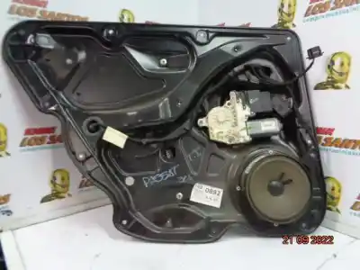Peça sobressalente para automóvel em segunda mão Elevador De Vidros Traseiro Esquerdo por VOLKSWAGEN PASSAT VARIANT (3C5) 2.0 TDI Referências OEM IAM 3C4839755H   Peça sobressalente para automóvel em segunda mão Elevador De Vidros Traseiro Esquerdo por VOLKSWAGEN PASSAT VARIANT (3C5) 2.0 TDI Referências OEM IAM 3C4839755H