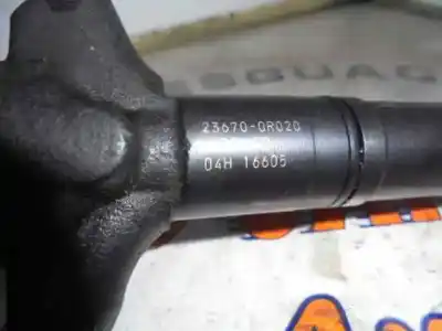 Recambio de automóvil de segunda mano de Inyector para TOYOTA COROLLA VERSO (R1) 2.2 D-4D Sol referencias OEM IAM   