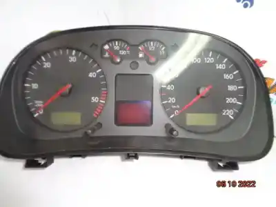 Pièce détachée automobile d'occasion Compteur De Kilomètres pour VOLKSWAGEN GOLF IV BERLINA (1J1) 1.9 TDI Références OEM IAM 1J0920825B  