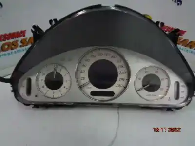 Second-hand car spare part speedometer for mercedes-benz clase e (w211) berlina 3.2 cdi cat oem iam references a2115405711  
