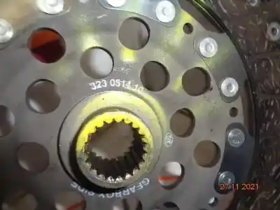 Pièce détachée automobile d'occasion kit d'embrayage pour citroen jumpy 2.0 hdi références oem iam 323051410  