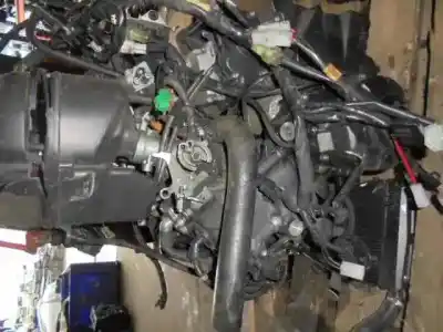 Piesă de schimb auto la mâna a doua Motor Complet pentru YAMAHA FZ 1 / FZ 6 FAZER FZ 6 Fazer S2 (RJ14) Referințe OEM IAM J514E  
