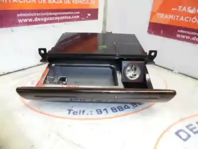 Pezzo di ricambio per auto di seconda mano PORTACENERE per AUDI A6 AVANT (4B5) 1.9 TDI 110 CV / 81 KW Riferimenti OEM IAM 4B0857951  