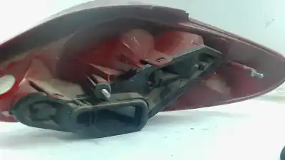 Peça sobressalente para automóvel em segunda mão farolim traseiro esquerdo por peugeot 207 confort referências oem iam vp5pfx13n005aa  