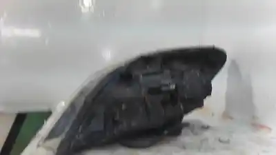 Second-hand car spare part right headlight for kia cee´d active oem iam references 921021h  