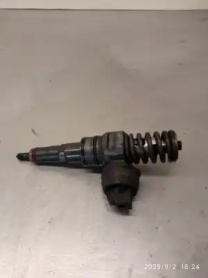 Автозапчасти б/у ИНЖЕКТОР за AUDI A4 BERLINA (8E)  ссылки OEM IAM 038130073BJ  