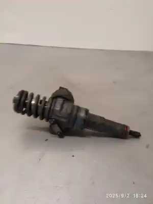 Автозапчасти б/у ИНЖЕКТОР за AUDI A4 BERLINA (8E)  ссылки OEM IAM 038130073BJ  