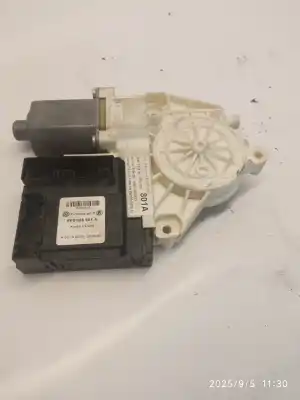 Pièce détachée automobile d'occasion MOTEUR LÈVE VITRE AVANT GAUCHE pour AUDI A3 (8P)  Références OEM IAM 8P0959801A   Pièce détachée automobile d'occasion MOTEUR LÈVE VITRE AVANT GAUCHE pour AUDI A3 (8P)  Références OEM IAM 8P0959801A