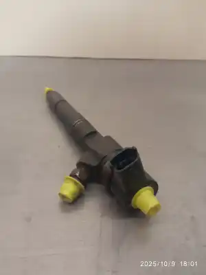 Pièce détachée automobile d'occasion INJECTEUR pour OPEL COMBO D  Références OEM IAM 0445110300  