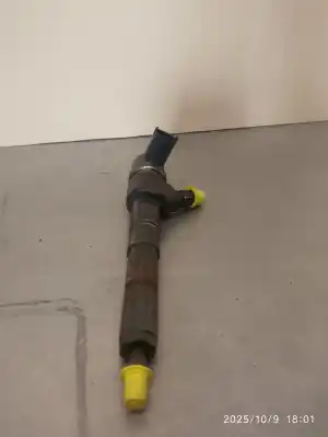 Pièce détachée automobile d'occasion injecteur pour opel combo d selective l2h1 références oem iam 0445110300  