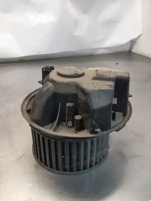 Pezzo di ricambio per auto di seconda mano VENTOLA RISCALDAMENTO per AUDI A3 SPORTBACK (8P) 2.0 TDI Riferimenti OEM IAM F983228M  