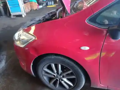 Gebrauchtes Autoersatzteil kotflügel vorne links zum toyota auris (_e15_) 1.4 d-4d (nde150_) oem-iam-referenzen 5380202100