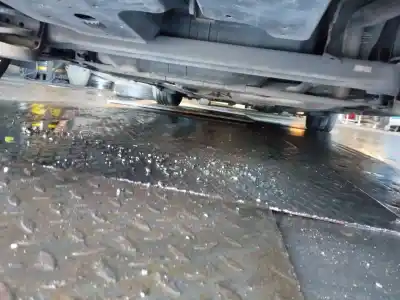 Gebrauchtes Autoersatzteil hinterachse zum toyota auris (_e15_) 1.4 d-4d (nde150_) oem-iam-referenzen 4210102270