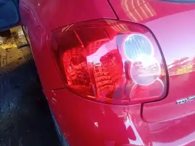 Gebrauchtes Autoersatzteil rückleuchte außen links zum toyota auris (_e15_) 1.4 d-4d (nde150_) oem-iam-referenzen 8156102380