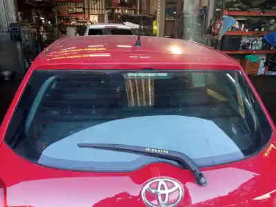 Second-hand car spare part rear glass window for toyota auris (_e15_) 1.4 d-4d (nde150_) oem iam references 6810502120