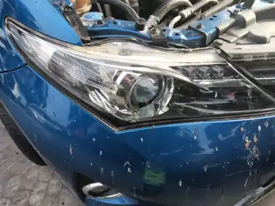 Second-hand car spare part right headlight for toyota auris (_e18_) 2.0 d-4d (ade186_) oem iam references   