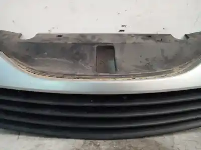 Автозапчасти б/у передняя решетка за renault laguna ii (bg0/1_) 2.0 16v ide (bg0n) ссылки oem iam 8200390126