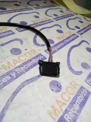 Peça sobressalente para automóvel em segunda mão espelho retrovisor esquerdo por skoda superb (3u4) comfort referências oem iam 3b0857933  