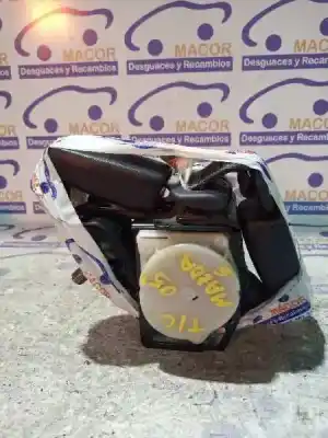 Peça sobressalente para automóvel em segunda mão cinto de segurança traseiro central por mazda 6 berlina (gg) 2.0 crtd 120 active referências oem iam 07004e15