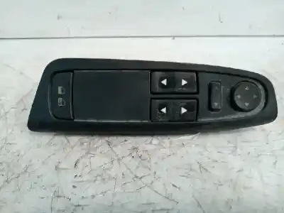 Tweedehands auto-onderdeel linker voorruit schakelaar voor fiat stilo (192) 1.9 jtd cat oem iam-referenties b569