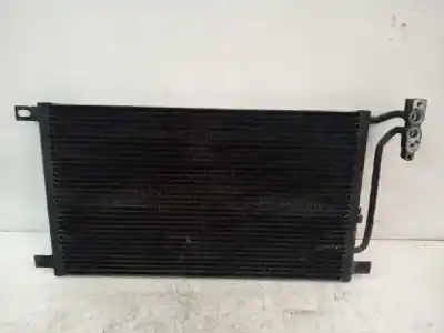Peça sobressalente para automóvel em segunda mão condensador / radiador de ar condicionado por bmw serie 3 berlina (e46) 320d referências oem iam 8377648