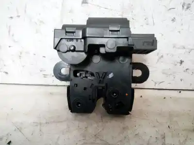 Second-hand car spare part trunk lock for renault megane ii coupe authentique 106 cv / 78 kw oem iam references 400138  
