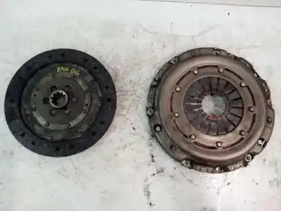 Pezzo di ricambio per auto di seconda mano kit frizione per bmw serie 3 berlina (e46) 320d riferimenti oem iam 702688  702786