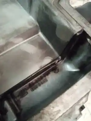 Second-hand car spare part rocker cover for opel zafira a elegance oem iam references 90528787