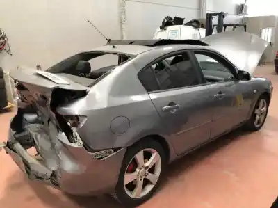 Peça sobressalente para automóvel em segunda mão luz interior por mazda 3 sedán (bk) 2.0 (bkep) referências oem iam   