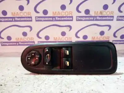 Pièce détachée automobile d'occasion COMMANDE DE LÈVE VITRE AVANT GAUCHE pour PEUGEOT 308  Références OEM IAM 96565186XT  