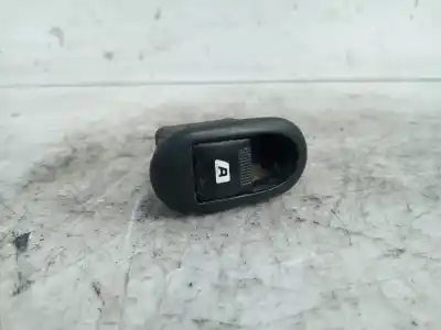 Second-hand car spare part right front power window switch for citroen c2 vtr oem iam references 96401469xt