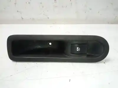 Peça sobressalente para automóvel em segunda mão botão / interruptor elevador vidro traseiro esquerdo por renault scenic ii confort dynamique referências oem iam 15613870