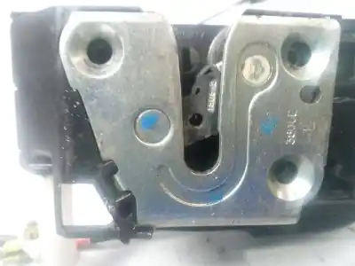 Second-hand car spare part left front door lock for nissan note (e11e) visia oem iam references 3806e  