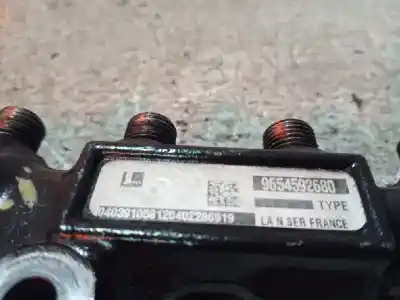 Автозапчастина б/у рампа инжектора для ford focus c-max (cap) ambiente (d) посилання на oem iam 9654592680  040391058120402286919