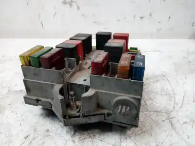 Pezzo di ricambio per auto di seconda mano scatola relè/fusibili per fiat stilo (192) 1.9 jtd cat riferimenti oem iam 46796538