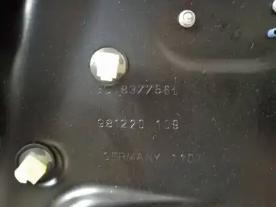 Автозапчасти б/у регулятор стекла переднего правого за volkswagen passat b6 variant (3c5) 2.0 tdi 16v ссылки oem iam 1k0959792la  3c1837756l
