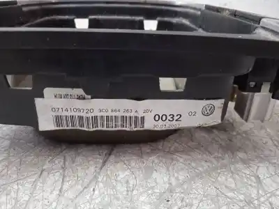 Автозапчасти б/у накладка рычага передач за volkswagen passat b6 variant (3c5) 2.0 tdi 16v ссылки oem iam 3c0864263a  