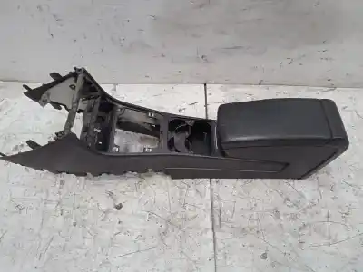 Автозапчастина б/у центральний подлокник для volkswagen passat b6 variant (3c5) 2.0 tdi 16v посилання на oem iam 3c1863241bp  0714109720