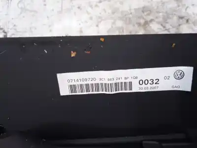 Автозапчастина б/у центральний подлокник для volkswagen passat b6 variant (3c5) 2.0 tdi 16v посилання на oem iam 3c1863241bp  0714109720