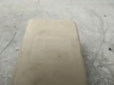 Peça sobressalente para automóvel em segunda mão cinto de segurança traseiro central por chrysler sebring berlina 2.0 crd limited referências oem iam 79025071