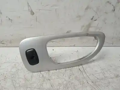 Tweedehands auto-onderdeel rechts achter ruiten bediening voor peugeot 307 break/sw (s2) sw pack + 109 cv / 80 kw oem iam-referenties 963477677