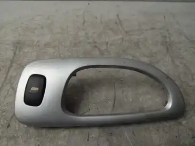 Second-hand car spare part right front power window switch for peugeot 307 break/sw (s2) sw pack + 109 cv / 80 kw oem iam references 96360166xt  9634774777