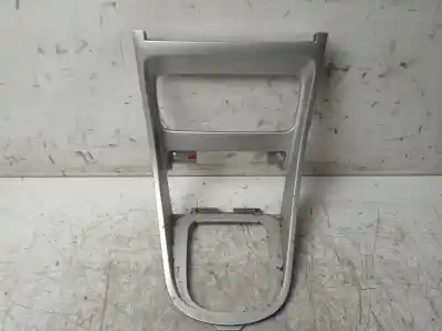 Peça sobressalente para automóvel em segunda mão moldagem por peugeot 307 break/sw (s2) sw pack + 109 cv / 80 kw referências oem iam 9651943877  