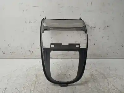 Peça sobressalente para automóvel em segunda mão moldagem por peugeot 307 break/sw (s2) sw pack + 109 cv / 80 kw referências oem iam 9651943877  