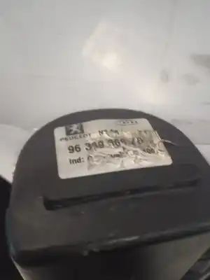 Автозапчастина б/у задній лоток для peugeot 307 break/sw (s2) sw pack + 109 cv / 80 kw посилання на oem iam 96389368zd  