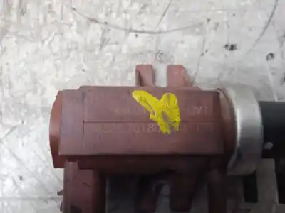 Tweedehands auto-onderdeel extra luchtklep voor peugeot 307 break/sw (s2) sw pack + 109 cv / 80 kw oem iam-referenties 70096803