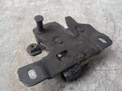 Автозапчастина б/у замок капота для audi a3 (8l) 1.9 tdi посилання на oem iam 8l08235090  